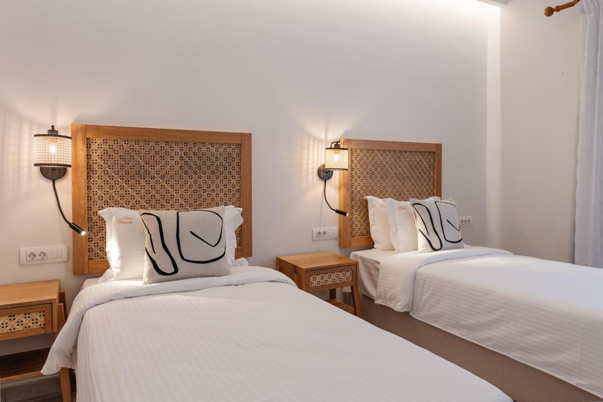 Sea Breeze Hotel & Apartments 阿齐欧斯·贡多斯 外观 照片